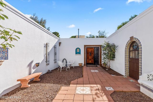 2302 E Mitchell Street, Tucson, AZ 85719