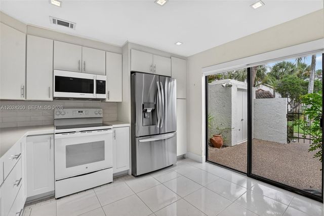 7906 Granada Pl 1201, Boca Raton, FL 33433
