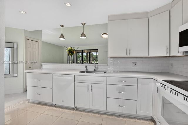 7906 Granada Pl 1201, Boca Raton, FL 33433