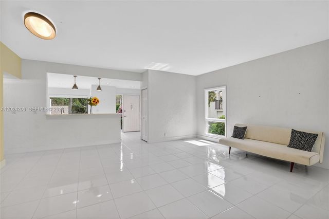 7906 Granada Pl 1201, Boca Raton, FL 33433