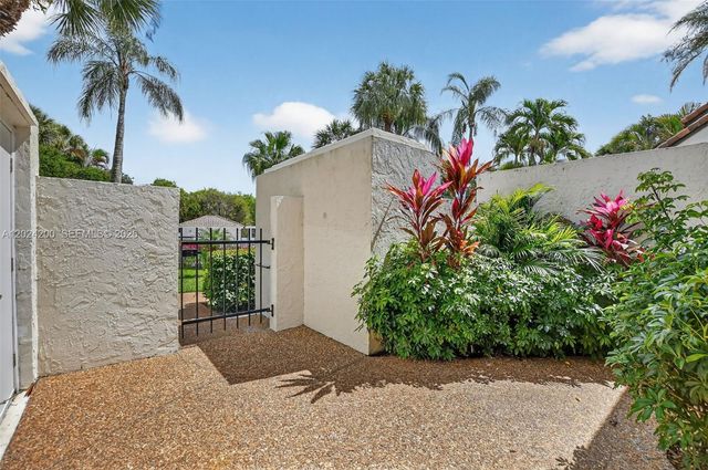 7906 Granada Pl 1201, Boca Raton, FL 33433