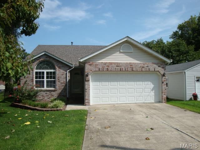 403 Garesche Street, Collinsville, IL 62234