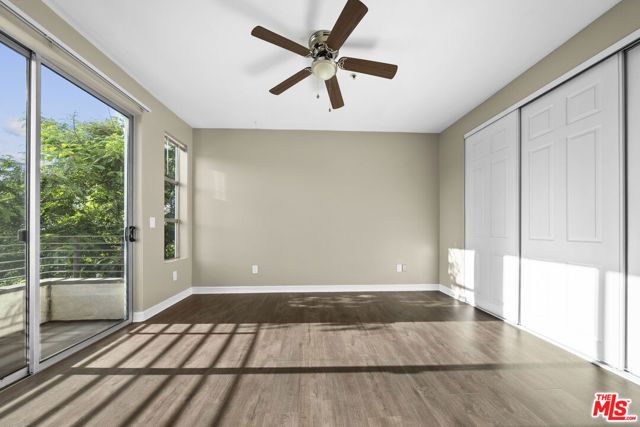 5237 Willowcrest Avenue, Los Angeles, CA 91601