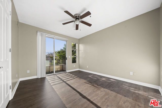 5237 Willowcrest Avenue, Los Angeles, CA 91601