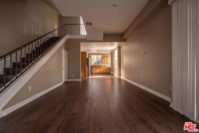 5237 Willowcrest Avenue, Los Angeles, CA 91601