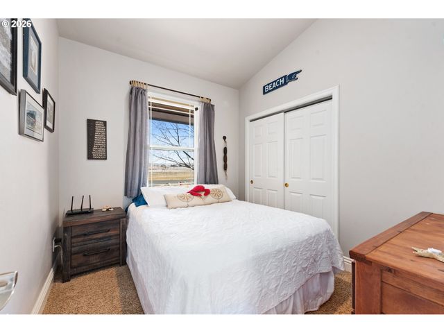 719 N EAST St, Joseph, OR 97846