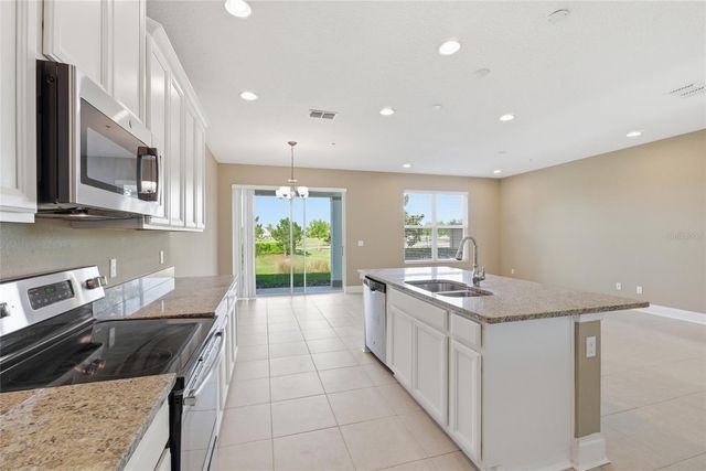 15684 ORANGE HARVEST LOOP, Winter Garden, FL 34787