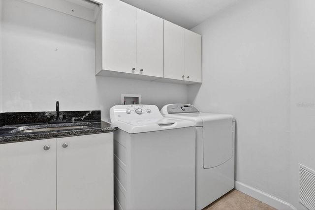 424 LUNA BELLA LANE 330, New Smyrna Beach, FL 32168