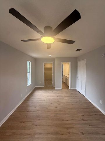 7811 Litchfield Ln Lane, Spring, TX 77379