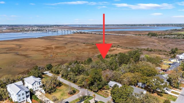 2286 Woodland Shores Road, Charleston, SC 29412