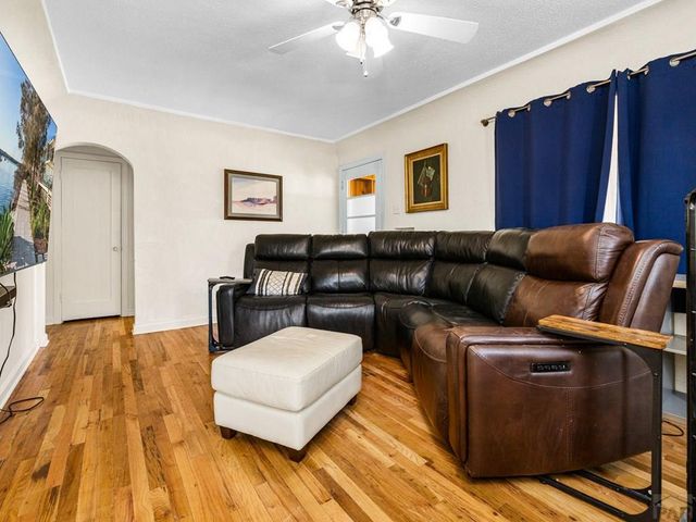 520 Goodnight Ave, Pueblo, CO 81005