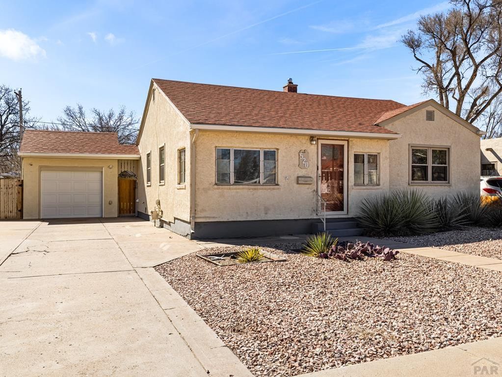 520 Goodnight Ave, Pueblo, CO 81005