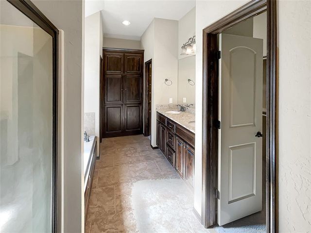 9500 Shallow Lake Court, Oklahoma City, OK 73159