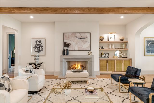 10940 Snow White Drive, Dallas, TX 75229