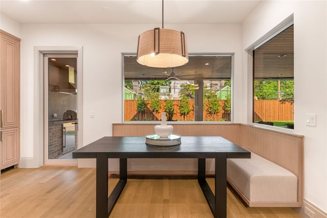 10940 Snow White Drive, Dallas, TX 75229