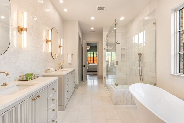 10940 Snow White Drive, Dallas, TX 75229