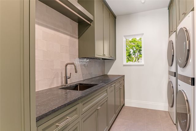 10940 Snow White Drive, Dallas, TX 75229