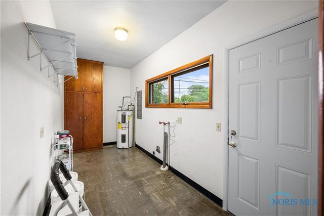 3813 Glendale Avenue, Toledo, OH 43614