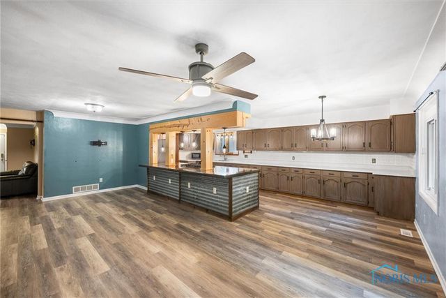 3813 Glendale Avenue, Toledo, OH 43614