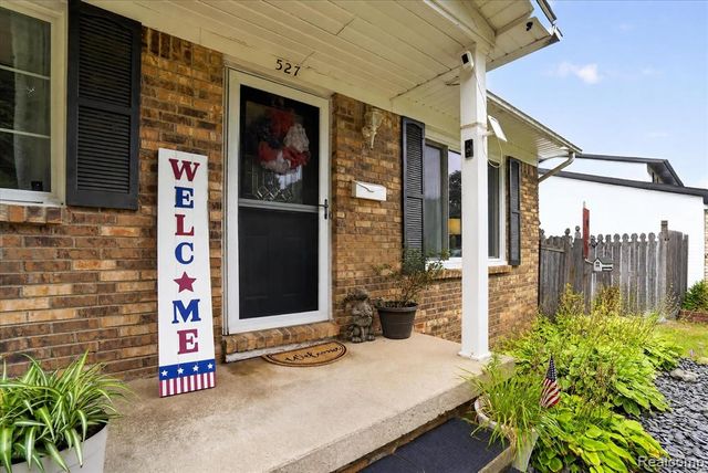 527 Leland Street, Flushing, MI 48433