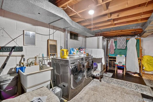 527 Leland Street, Flushing, MI 48433