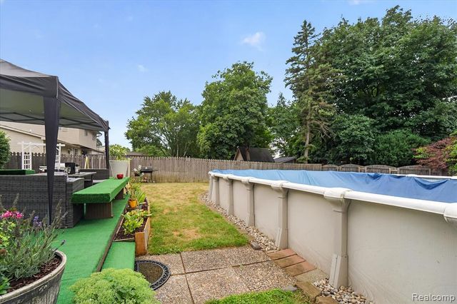 527 Leland Street, Flushing, MI 48433