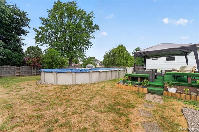 527 Leland Street, Flushing, MI 48433