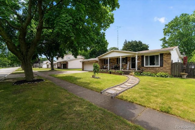 527 Leland Street, Flushing, MI 48433