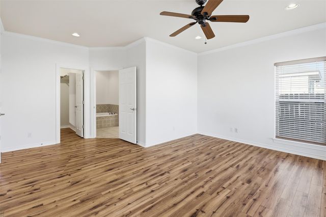 127 Turkey RUN, Meadowlakes, TX 78654