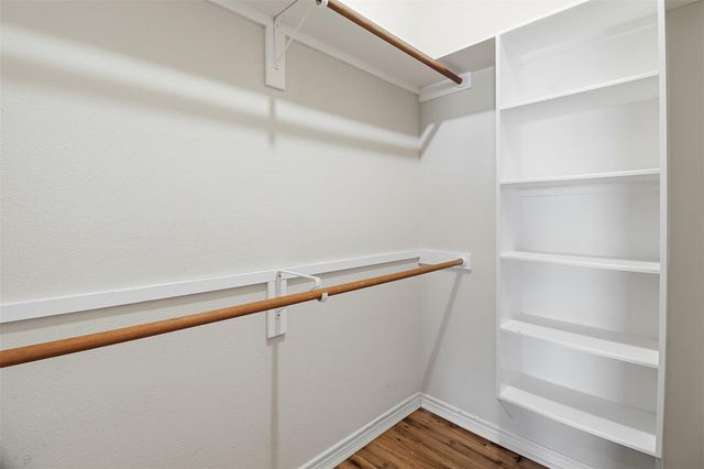 127 Turkey RUN, Meadowlakes, TX 78654