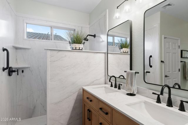 42774 W DARTER Drive, Maricopa, AZ 85138