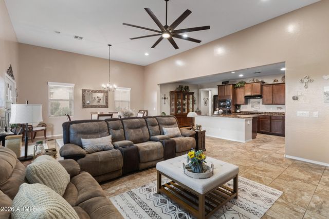 42774 W DARTER Drive, Maricopa, AZ 85138