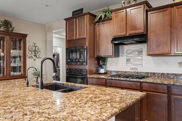 42774 W DARTER Drive, Maricopa, AZ 85138