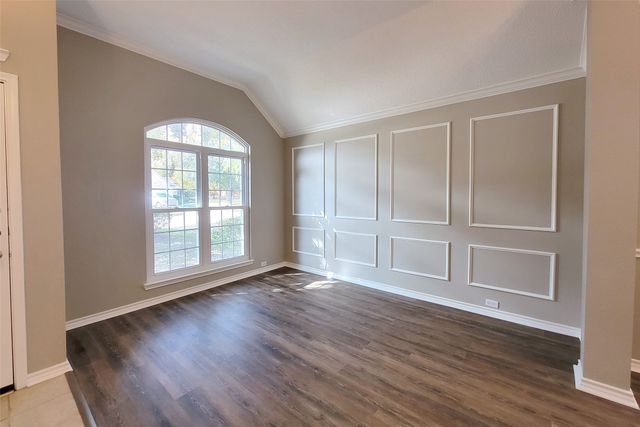 1604 Knoll Ridge Circle, Corinth, TX 76210