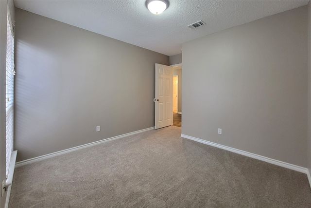 1604 Knoll Ridge Circle, Corinth, TX 76210