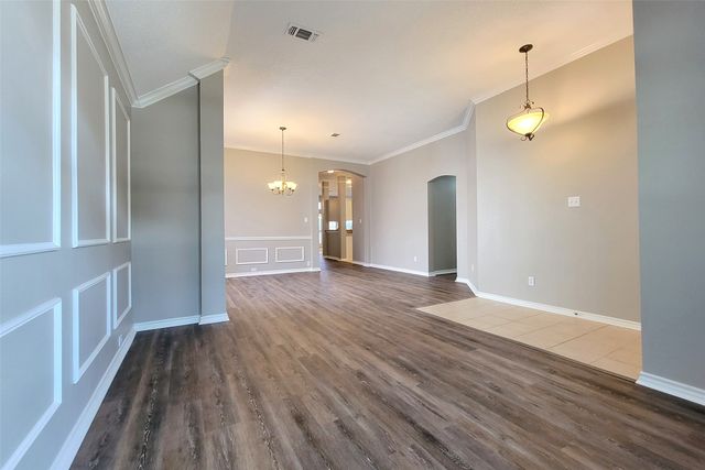 1604 Knoll Ridge Circle, Corinth, TX 76210