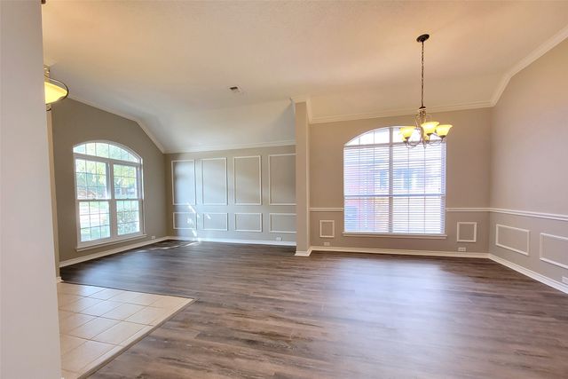 1604 Knoll Ridge Circle, Corinth, TX 76210