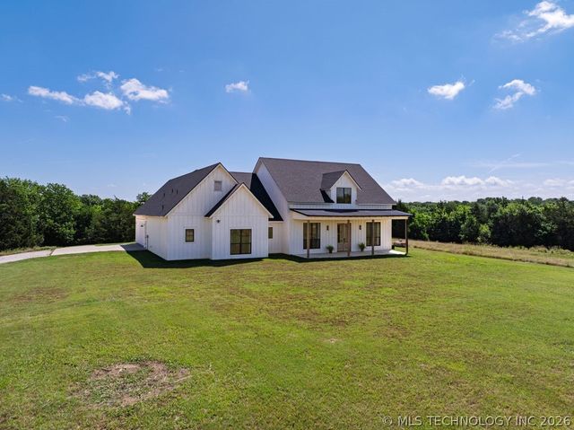 20664 Moore Road, Madill, OK 73446