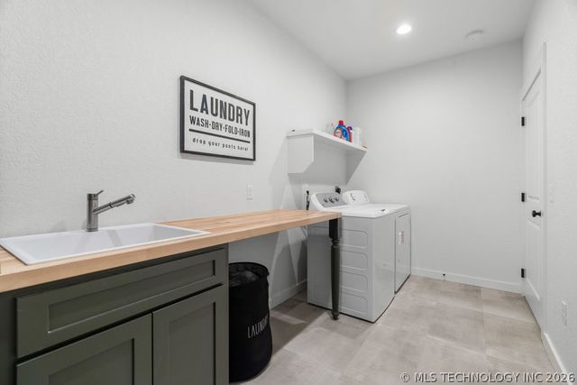 20664 Moore Road, Madill, OK 73446