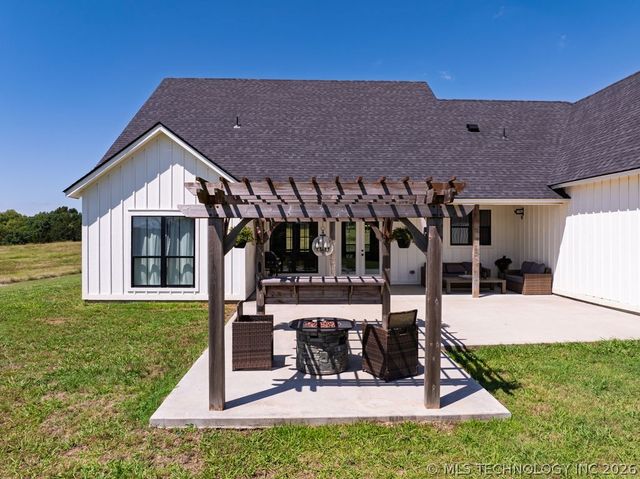 20664 Moore Road, Madill, OK 73446