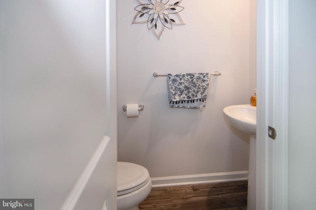 32 BURR ST, Williamstown, NJ 08094