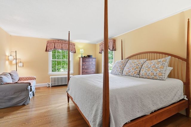 164 Farmington Road, Longmeadow, MA 01106