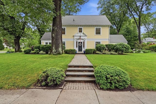 164 Farmington Road, Longmeadow, MA 01106