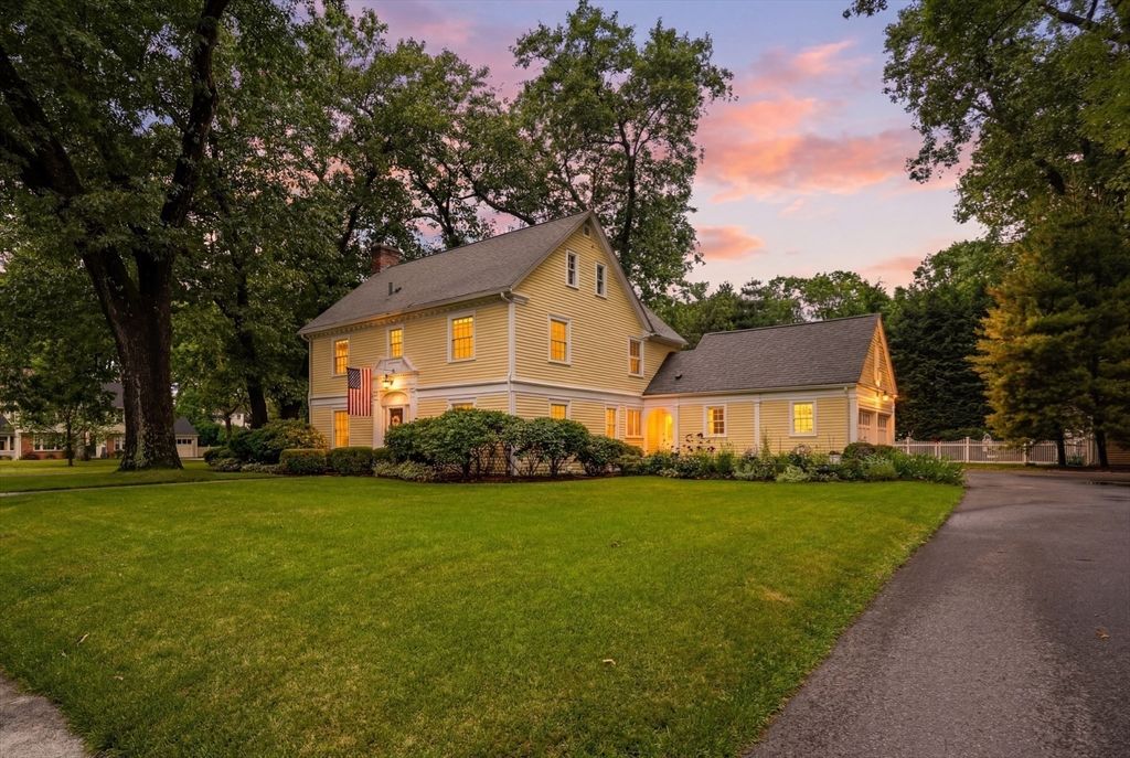 164 Farmington Road, Longmeadow, MA 01106