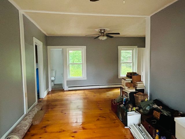 65 Mechanic Street, Winchester, NH 03470