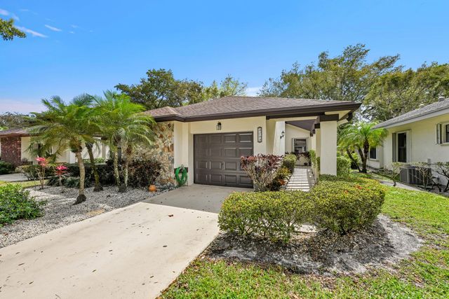 4764 Boxwood Circle, Boynton Beach, FL 33436