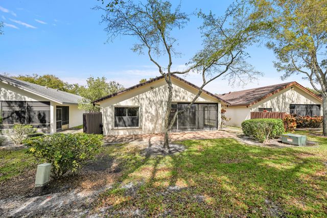 4764 Boxwood Circle, Boynton Beach, FL 33436