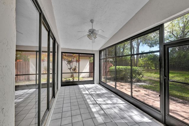 4764 Boxwood Circle, Boynton Beach, FL 33436
