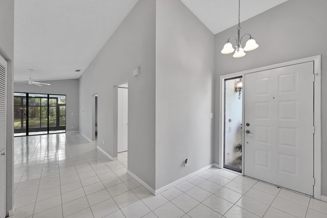 4764 Boxwood Circle, Boynton Beach, FL 33436