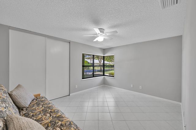 4764 Boxwood Circle, Boynton Beach, FL 33436